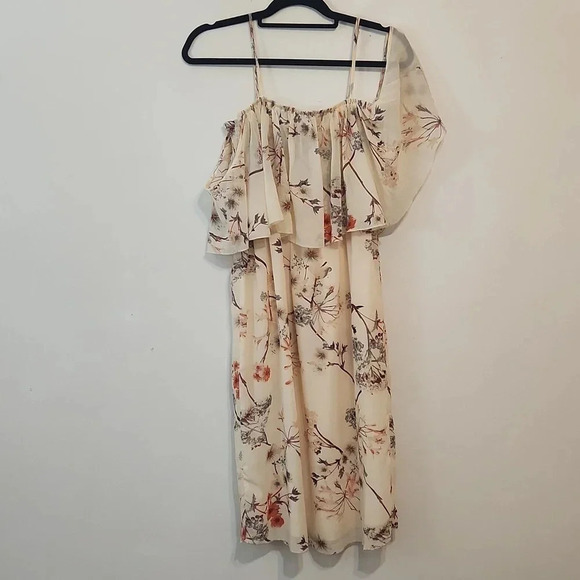 Bishop + Young Blush Floral Dress - Picture 2 of 3